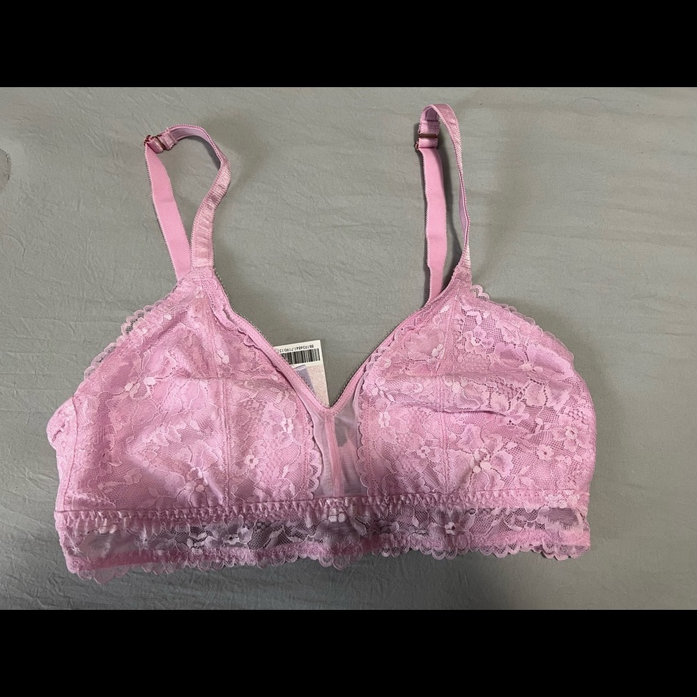 Floral lace and mesh bralette